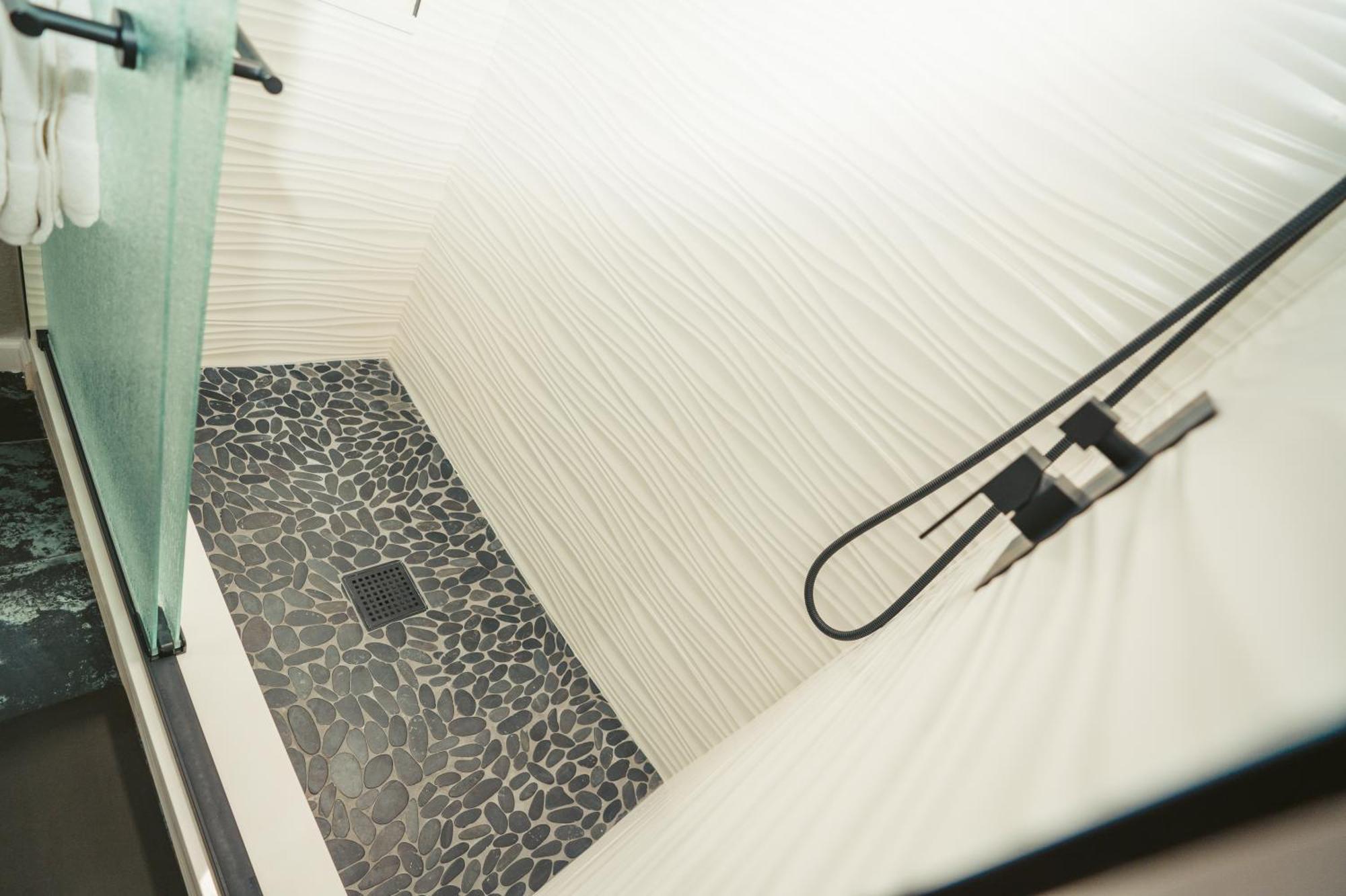 Windsor Retreat Private Basement Suite DEN Dış mekan fotoğraf